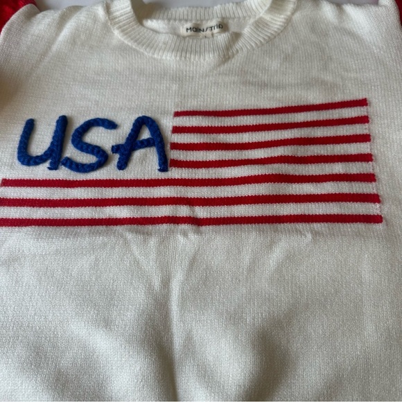 Main Strip Red and White Crew Neck Sweaters - Picture 2 of 9